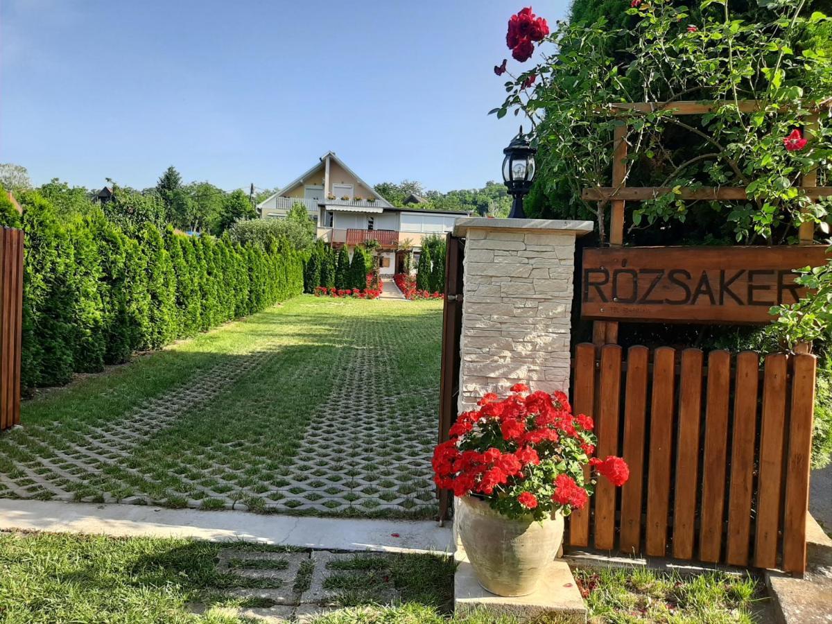 Rozsakert Vendeghaz Bed & Breakfast Szigliget Exterior foto