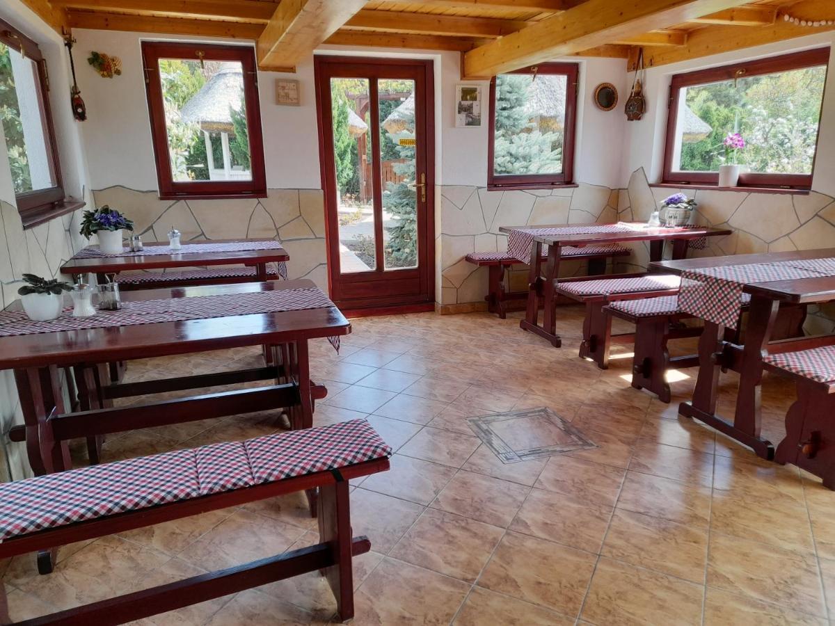 Rozsakert Vendeghaz Bed & Breakfast Szigliget Exterior foto