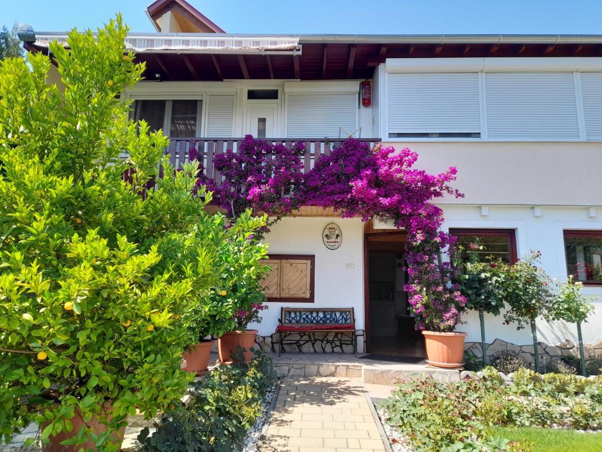 Rozsakert Vendeghaz Bed & Breakfast Szigliget Exterior foto