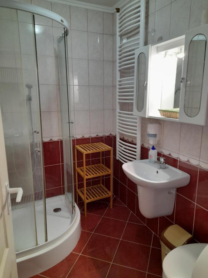 Rozsakert Vendeghaz Bed & Breakfast Szigliget Exterior foto